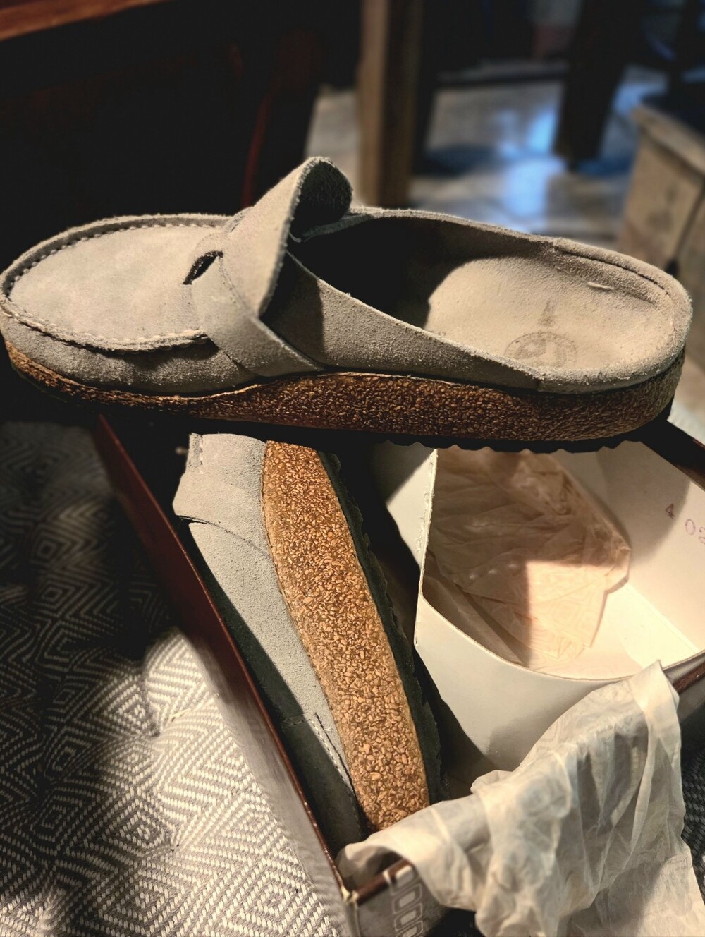 LADIES BIRKENSTOCK BUCKLEY CLOGS - LIKE BRAND NEW